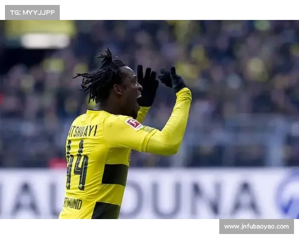 巴舒亚伊使用的语言是什么 他的多语言能力与足球生涯的关系解析